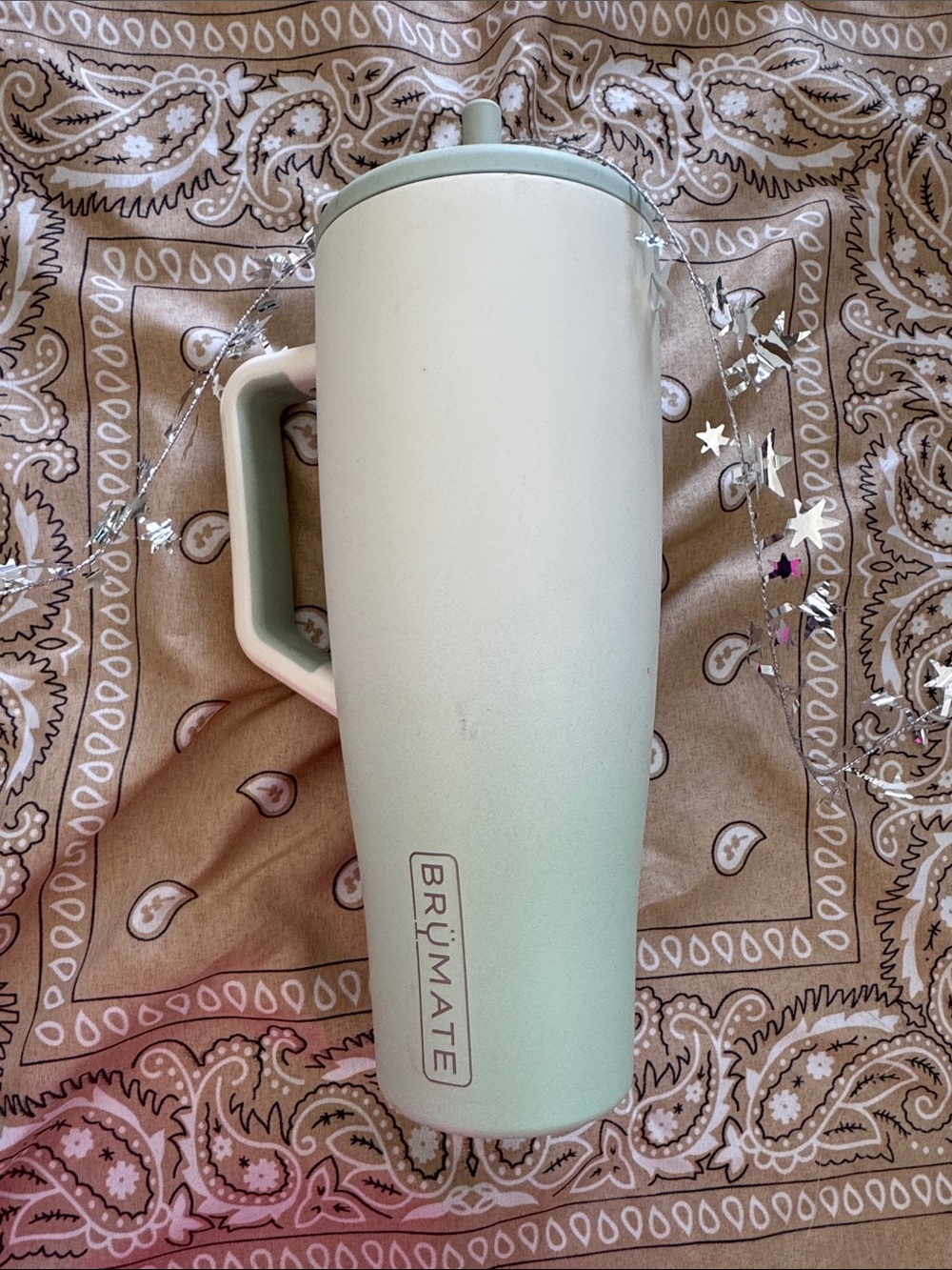 40 oz BrüMate tumbler in ombré mint green